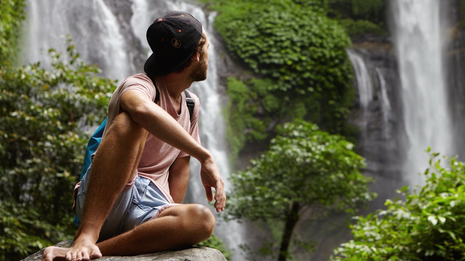 Racrabbit started with essential clothes for anytime.