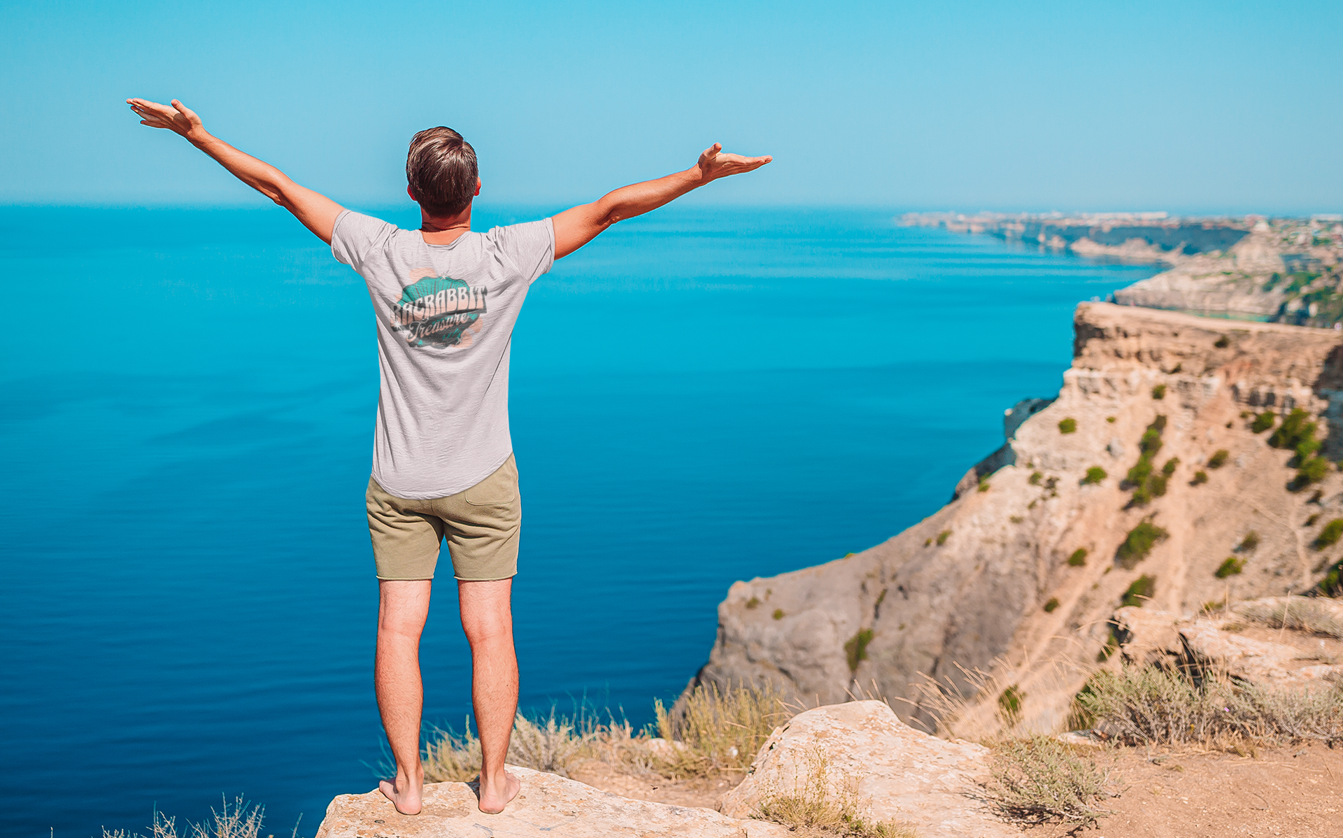 How does Racrabbit differentiate itself from other clothing brands in the market?